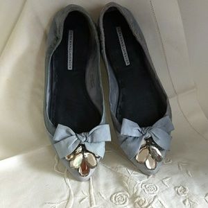 Vera Wang Lavender label gillian flats